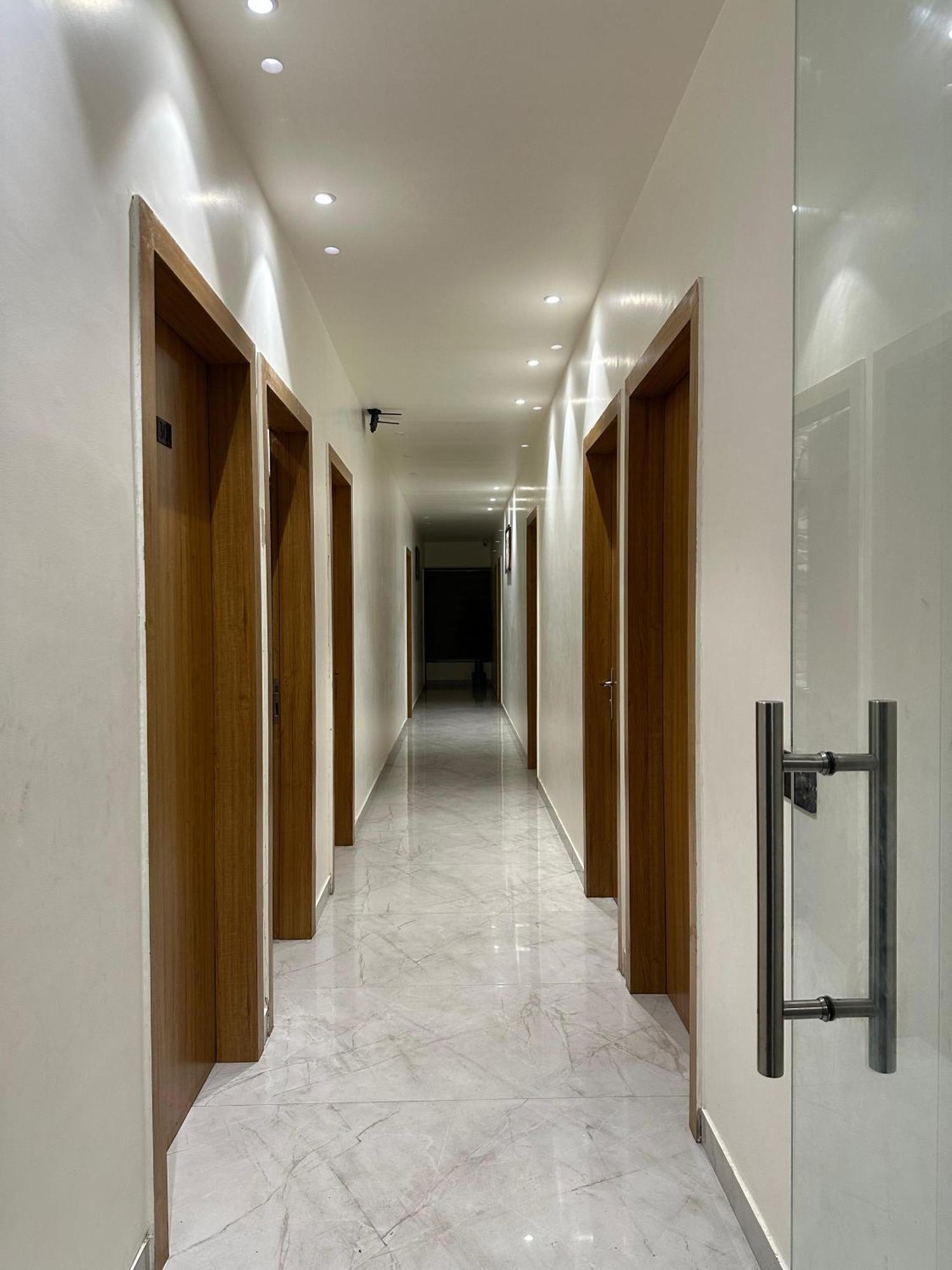 Hotel Sky Way Inn Hisār Dış mekan fotoğraf